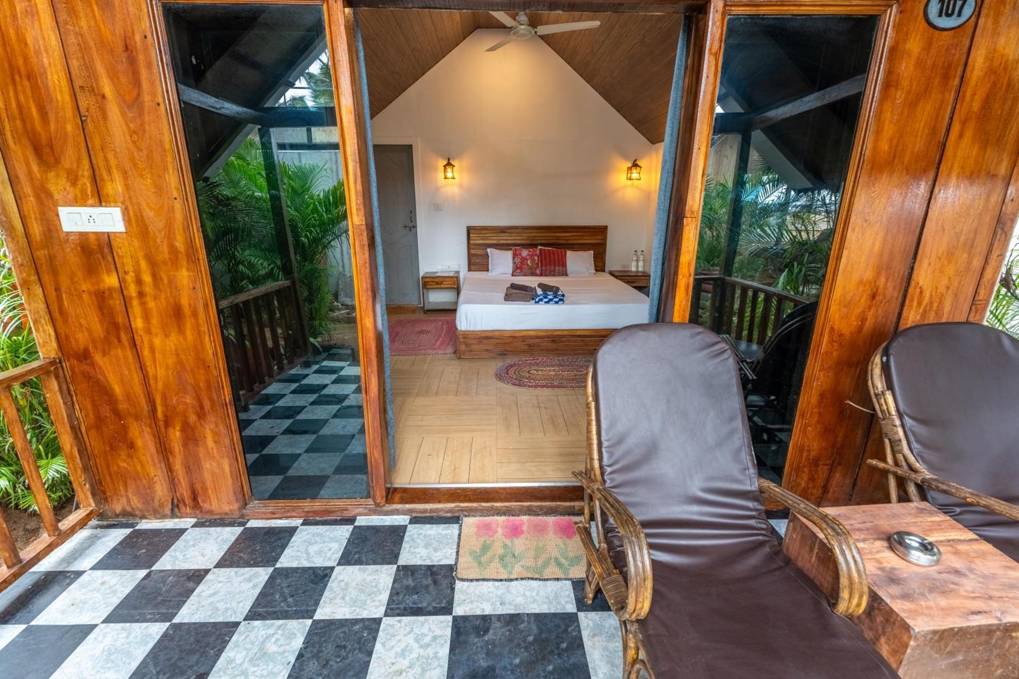 Simrose Hotel Agonda Bagian luar foto