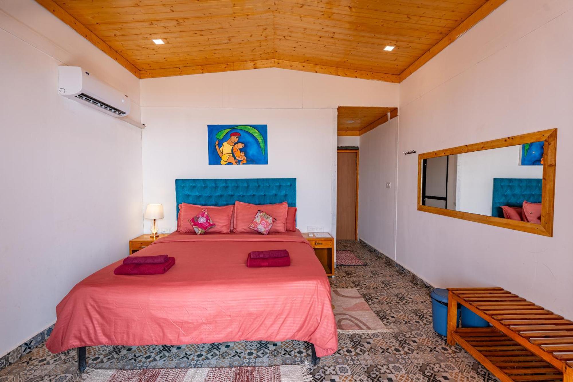 Simrose Hotel Agonda Bagian luar foto